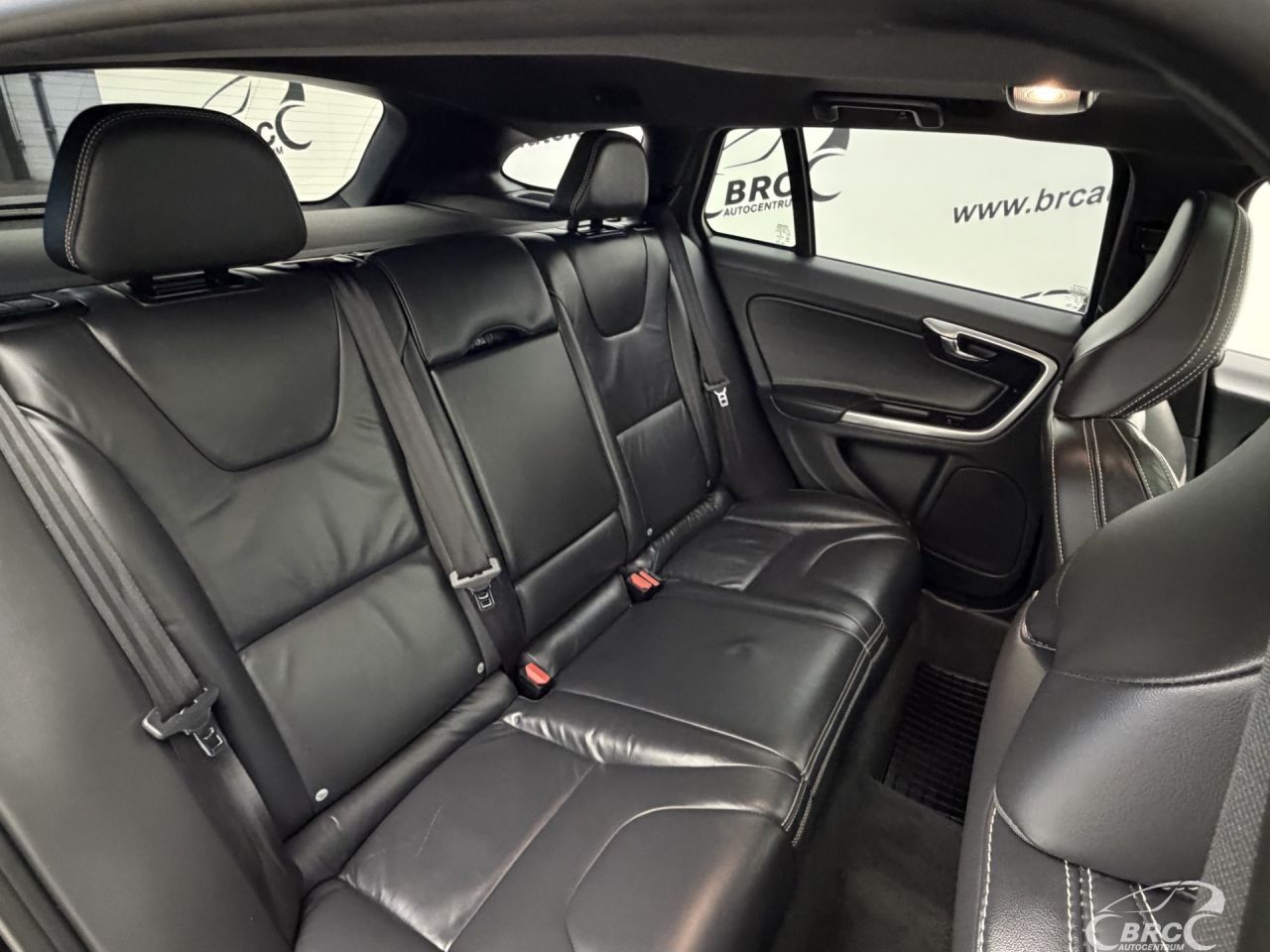 Volvo V60 | 11