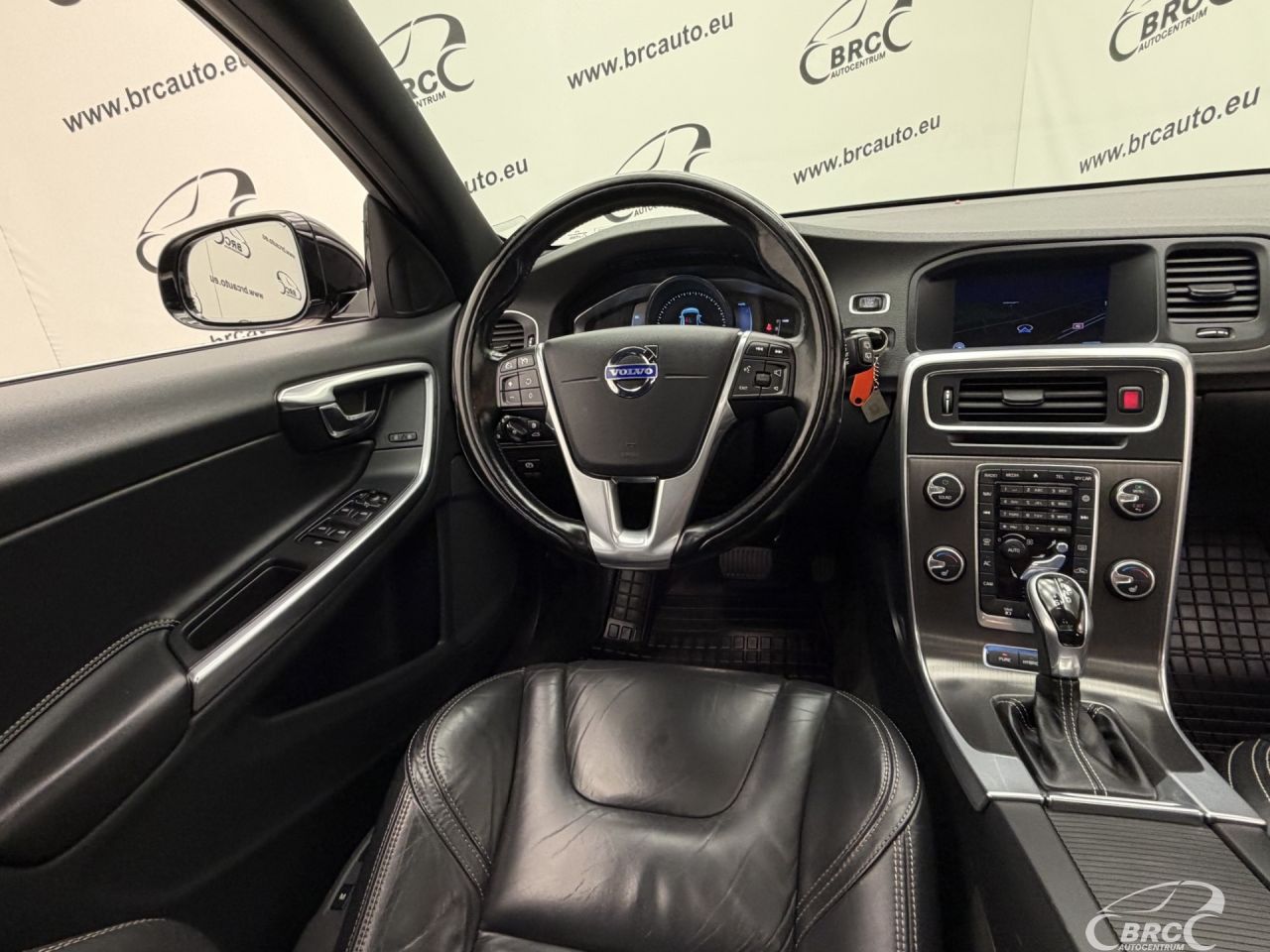 Volvo V60 | 12