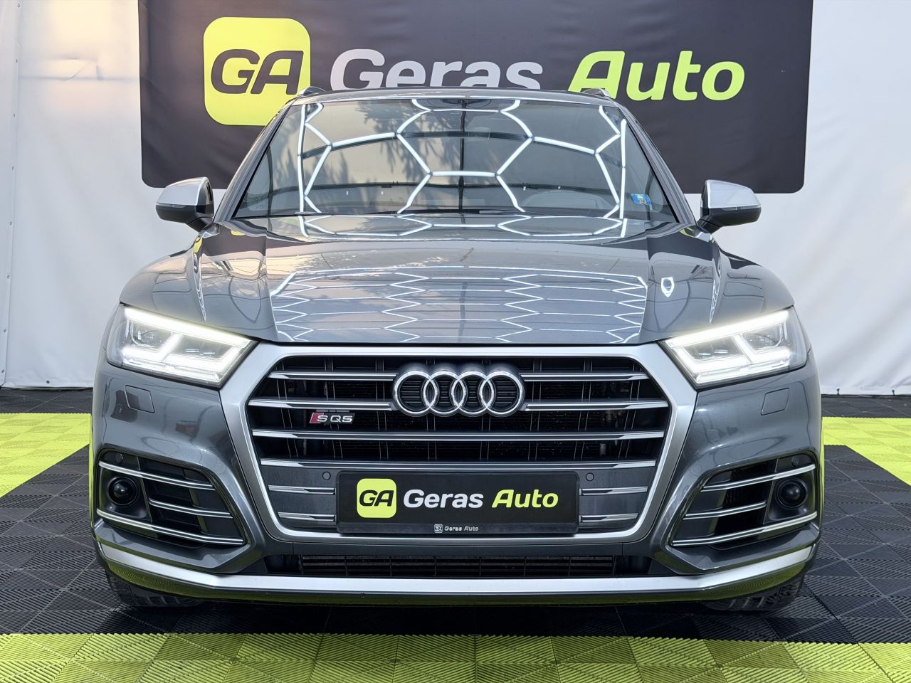Audi SQ5 | 1
