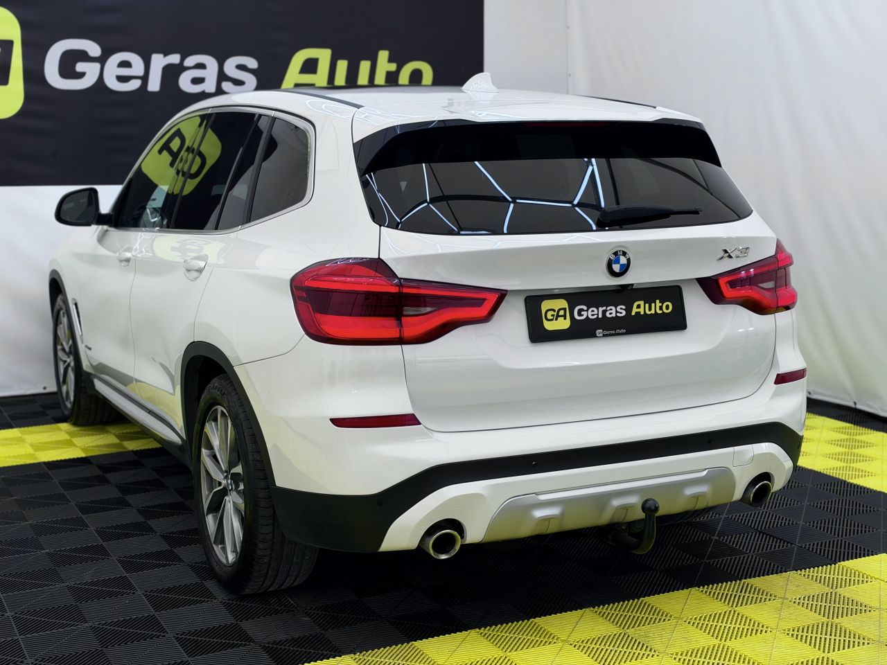 BMW X3 | 4