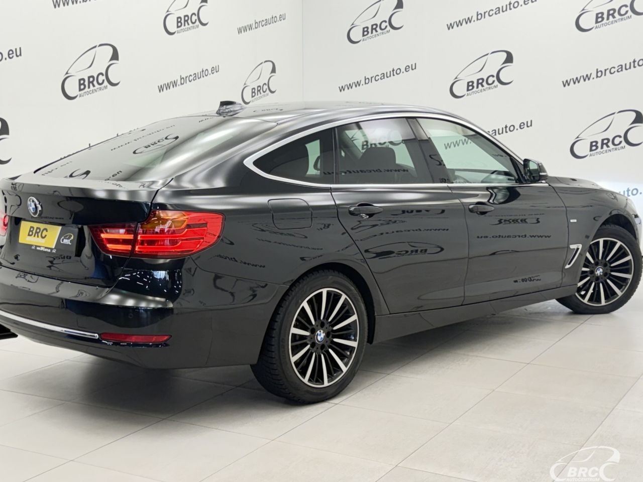 BMW 330 | 1