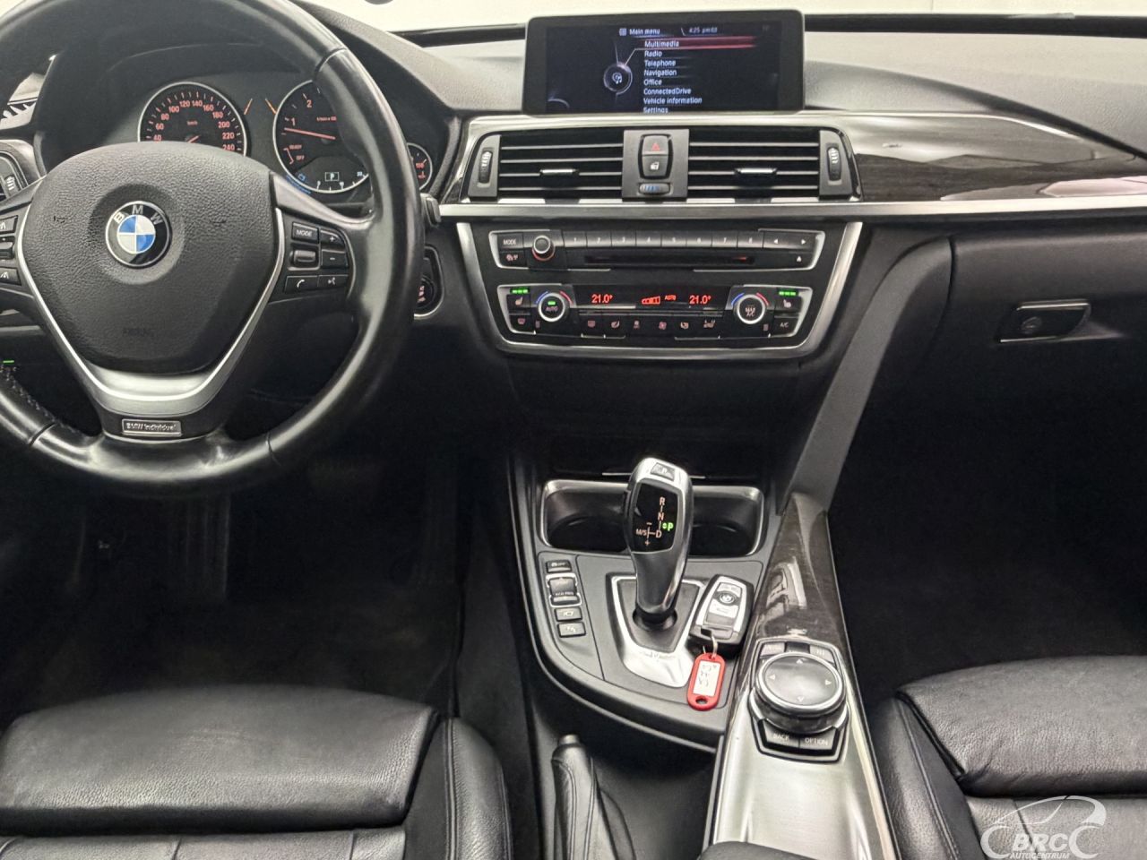 BMW 330 | 13