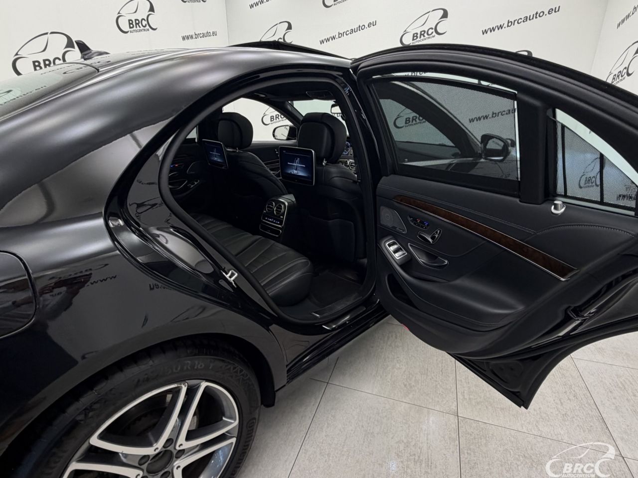 Mercedes-Benz S350 | 12