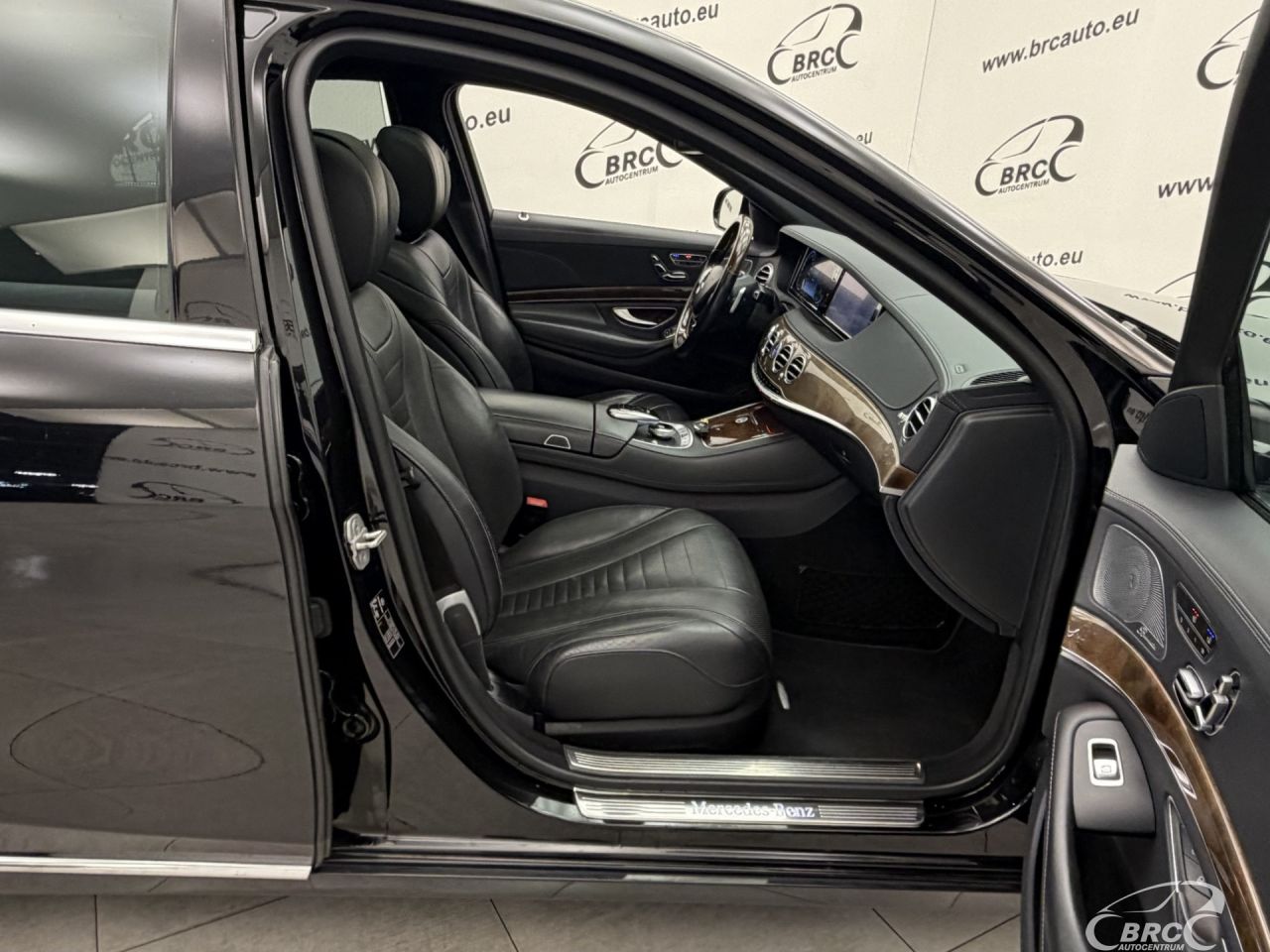 Mercedes-Benz S350 | 3