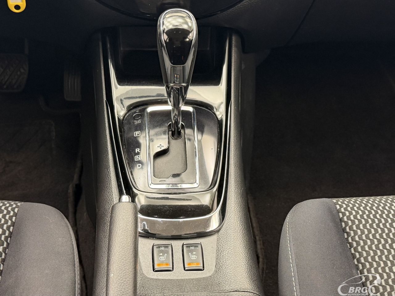 Nissan Pulsar | 16
