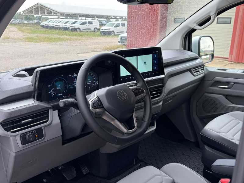 Volkswagen Caravelle | 9
