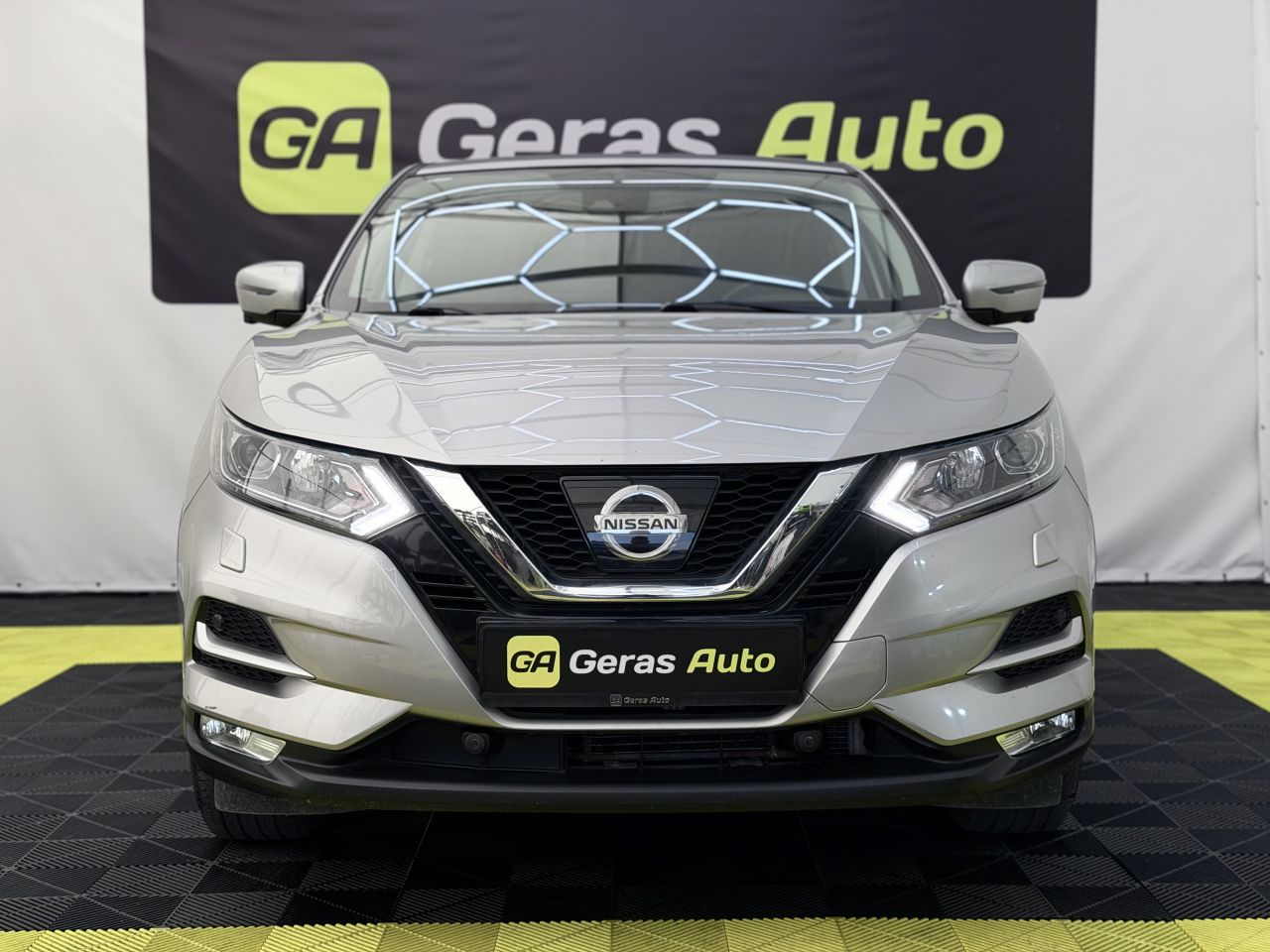 Nissan Qashqai | 1