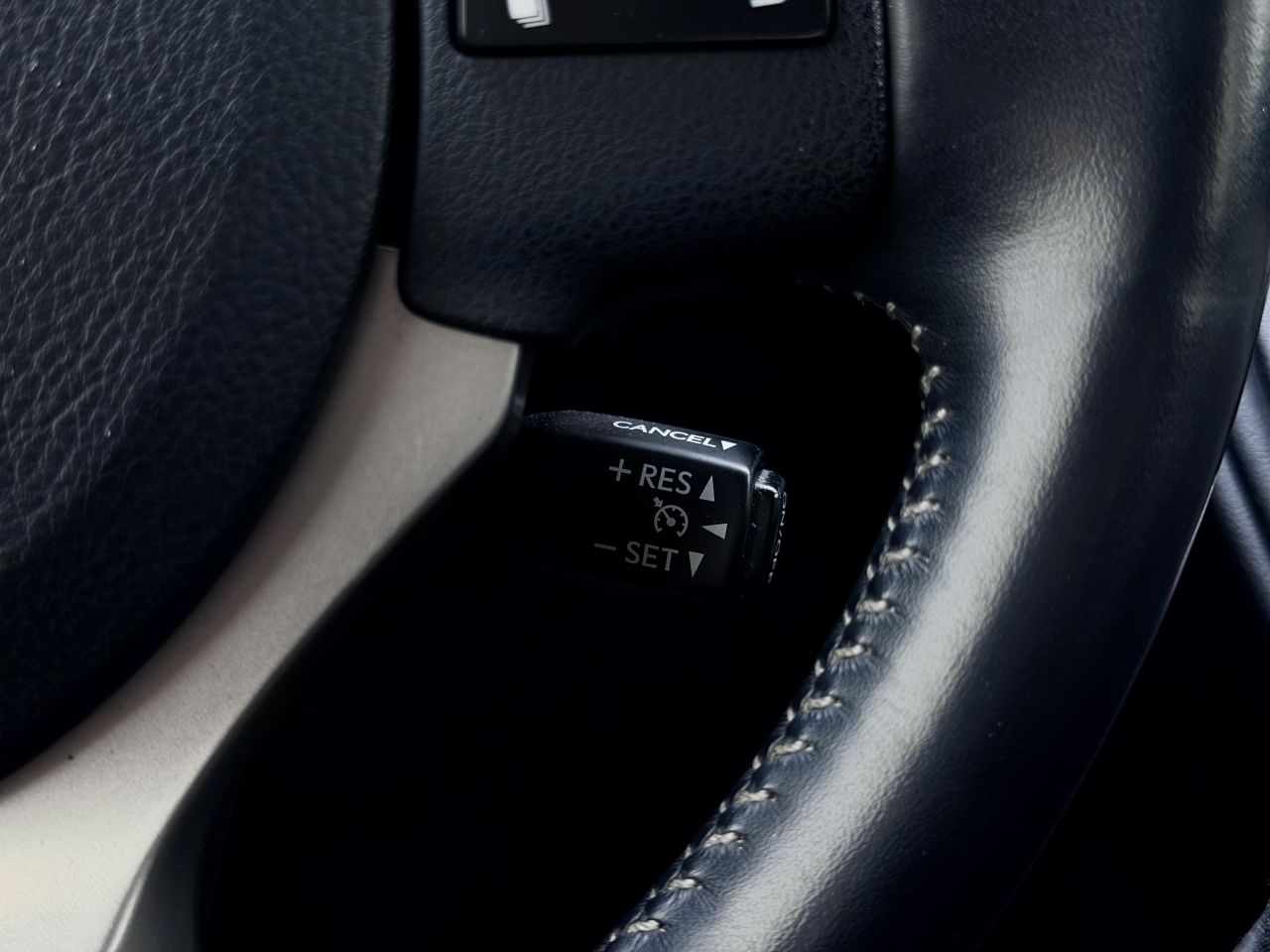 Lexus IS 300h | 29