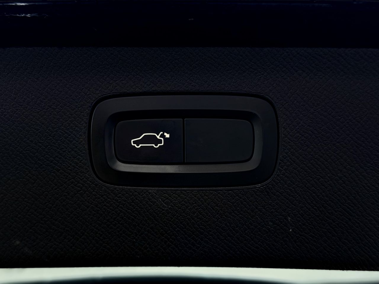 Volvo XC90 | 13