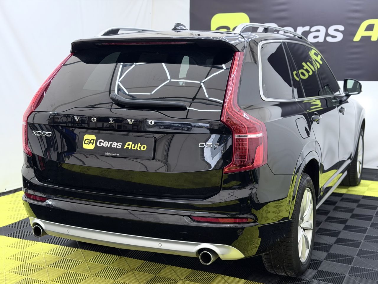 Volvo XC90 | 5