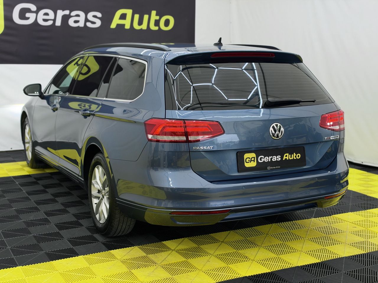 Volkswagen Passat | 6