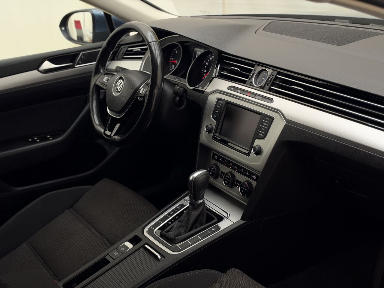 Volkswagen Passat | 14