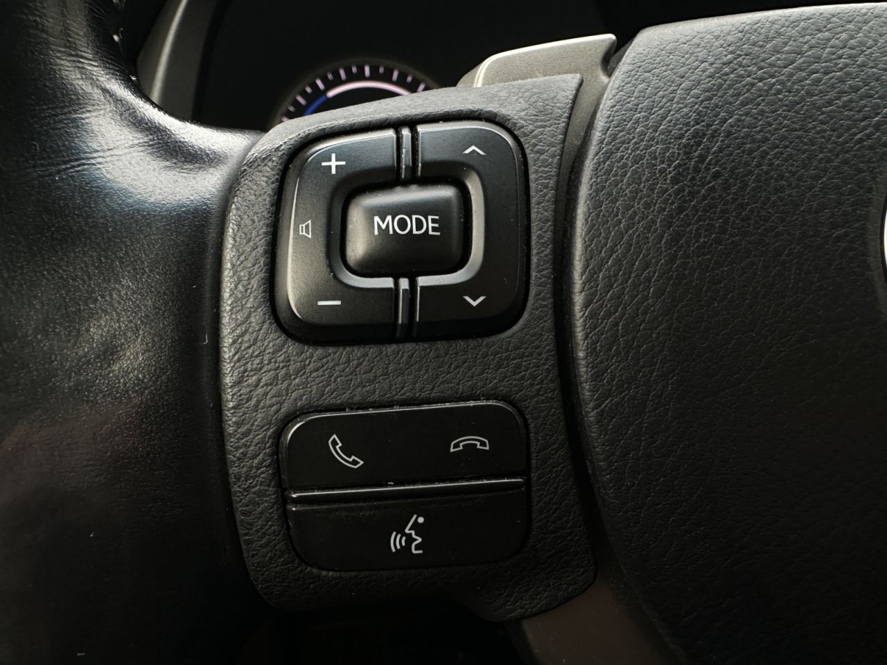 Lexus NX 300h | 8