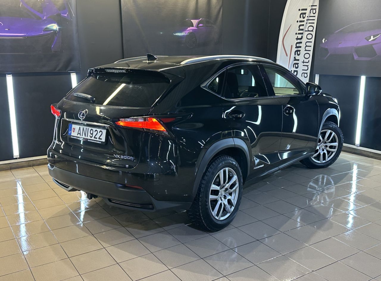 Lexus NX 300h | 1