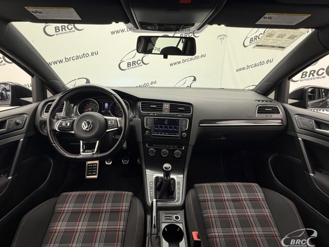 Volkswagen Golf | 2
