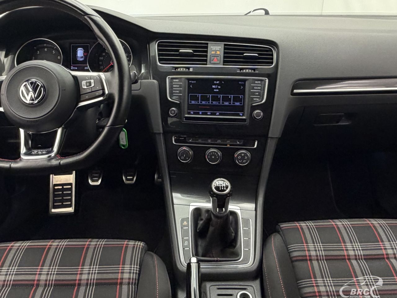 Volkswagen Golf | 15