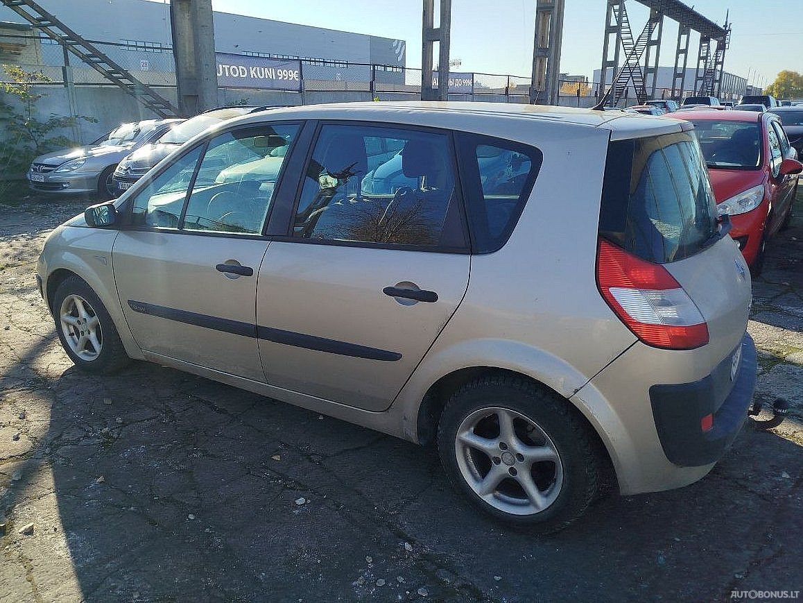 Renault | 3