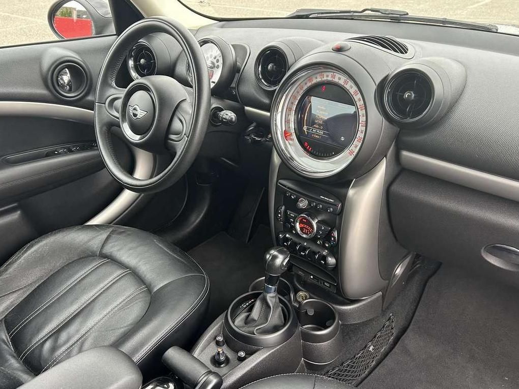 Mini Countryman | 16
