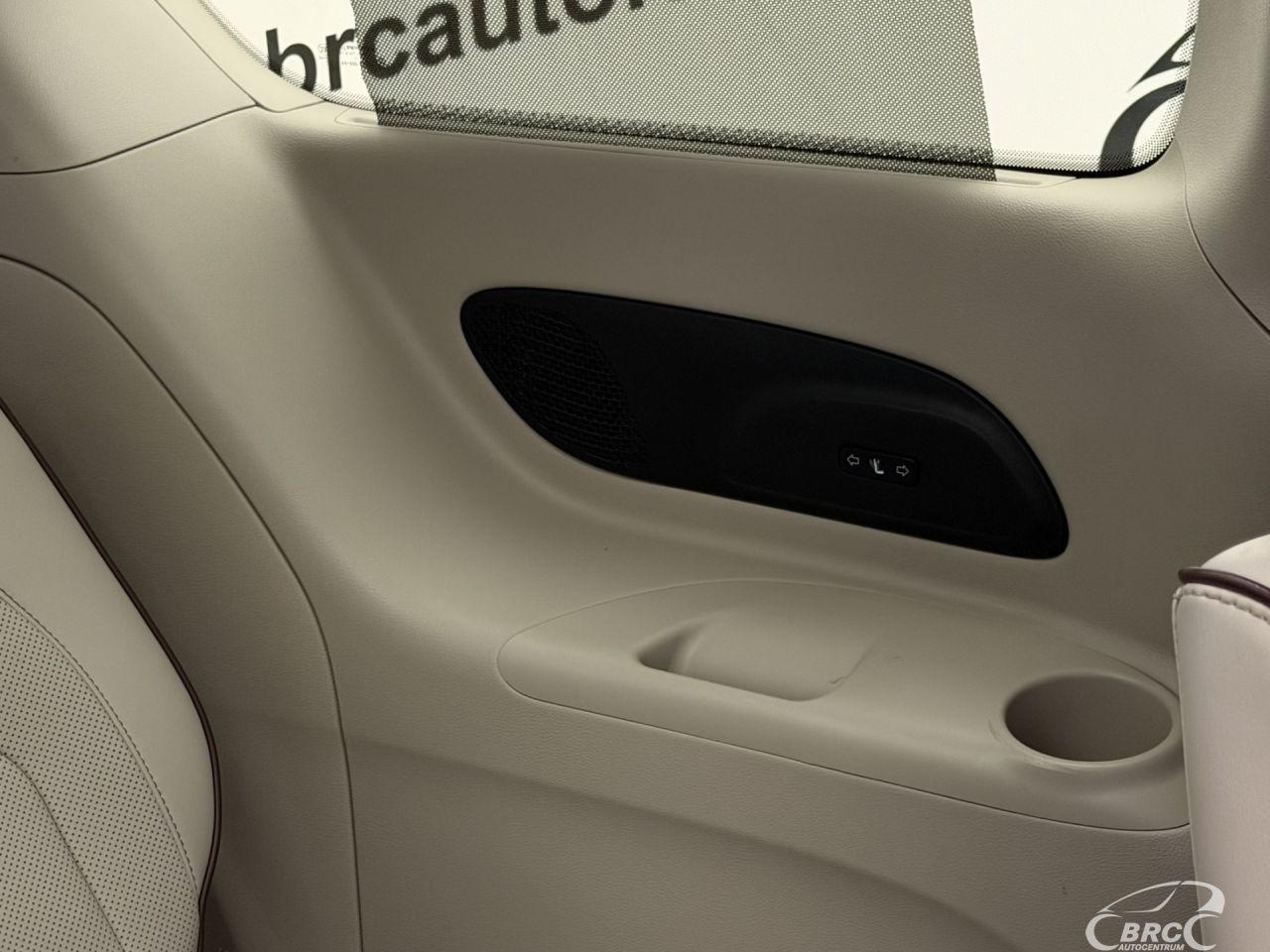 Chrysler Pacifica | 15