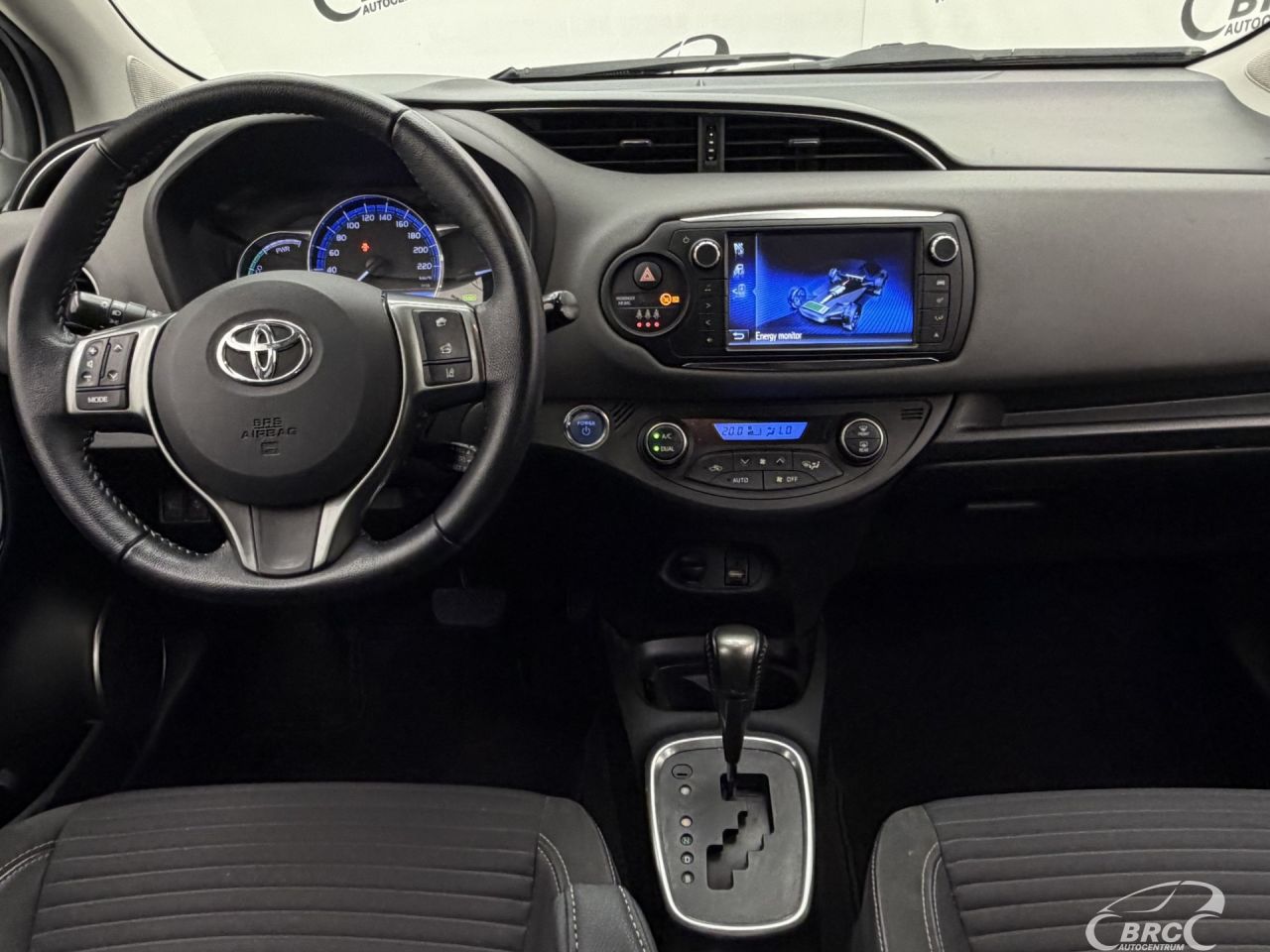 Toyota Yaris | 13