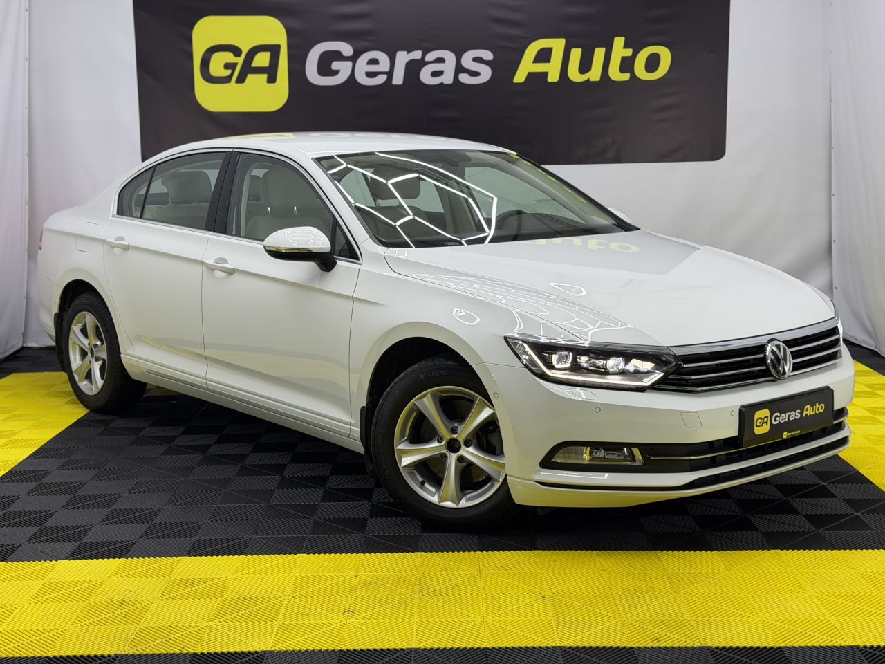 Volkswagen Passat | 2