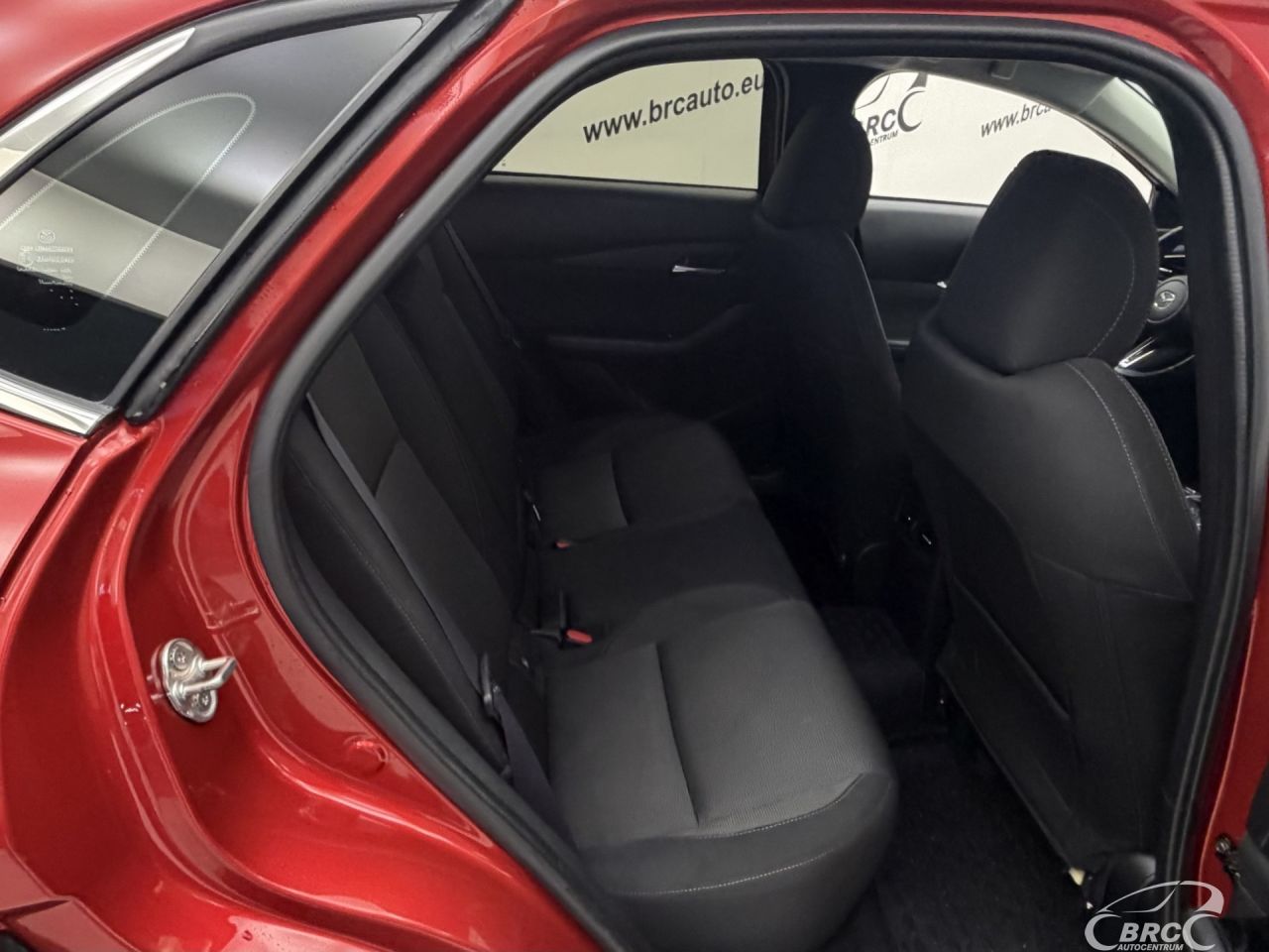 Mazda CX-30 | 10