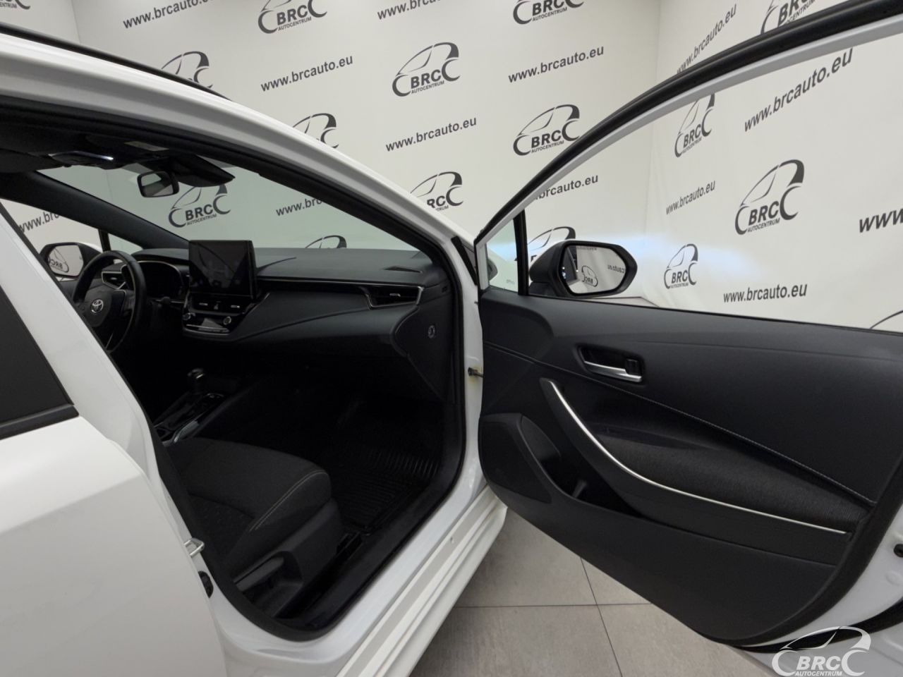 Toyota Corolla | 7