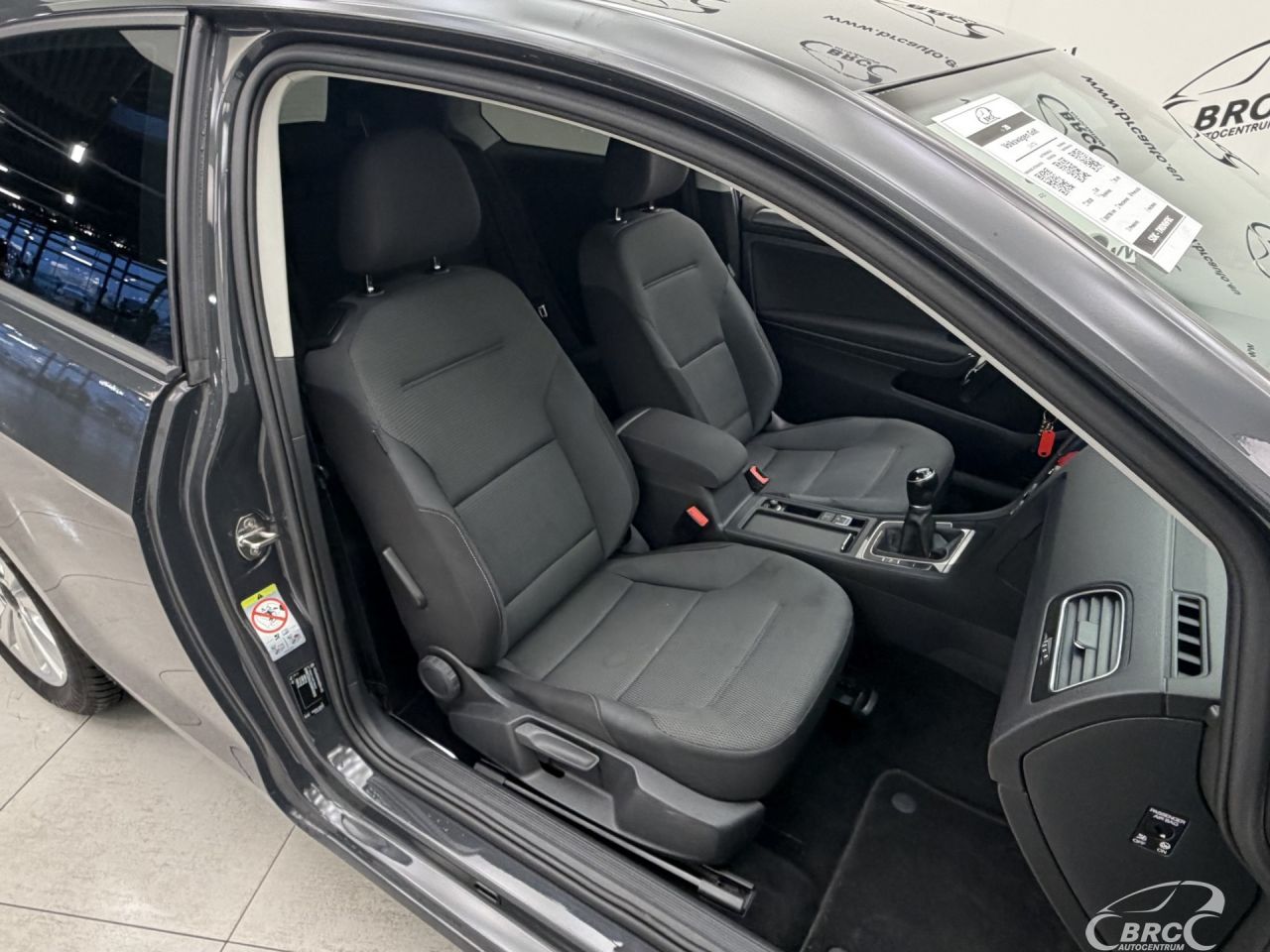 Volkswagen Golf | 6