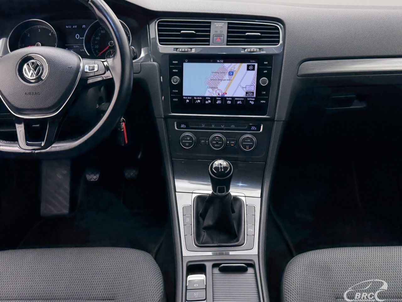 Volkswagen Golf | 10