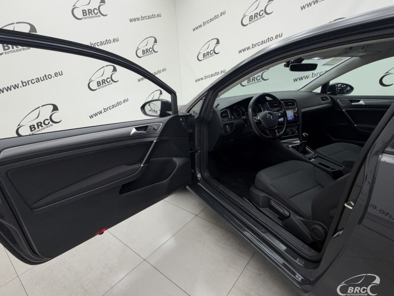 Volkswagen Golf | 14