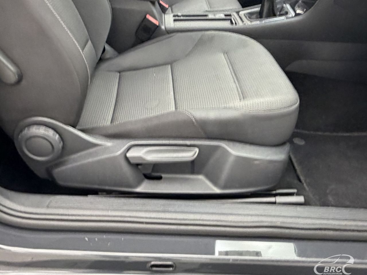 Volkswagen Golf | 5