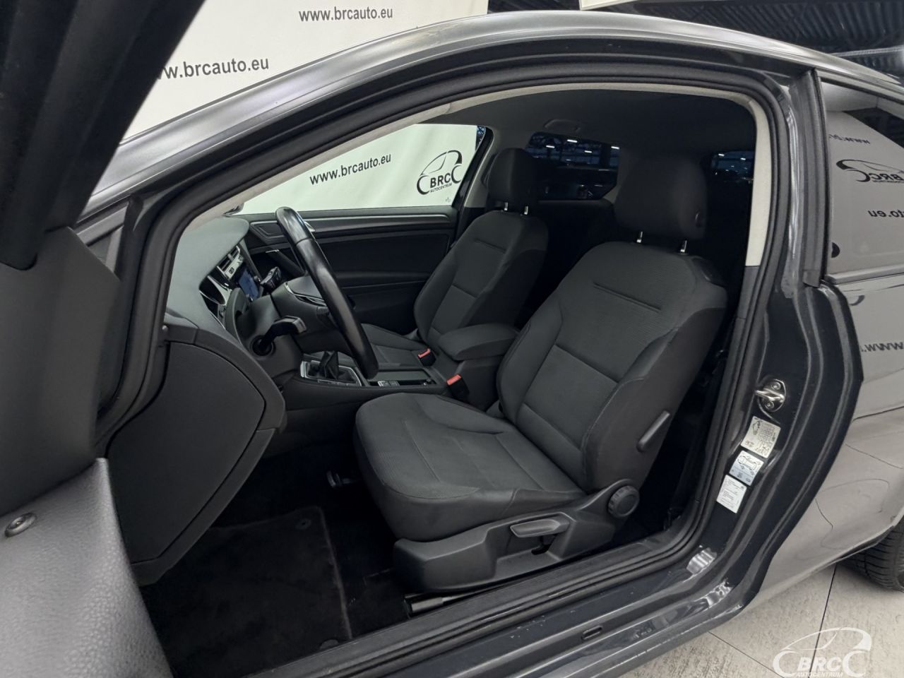 Volkswagen Golf | 18
