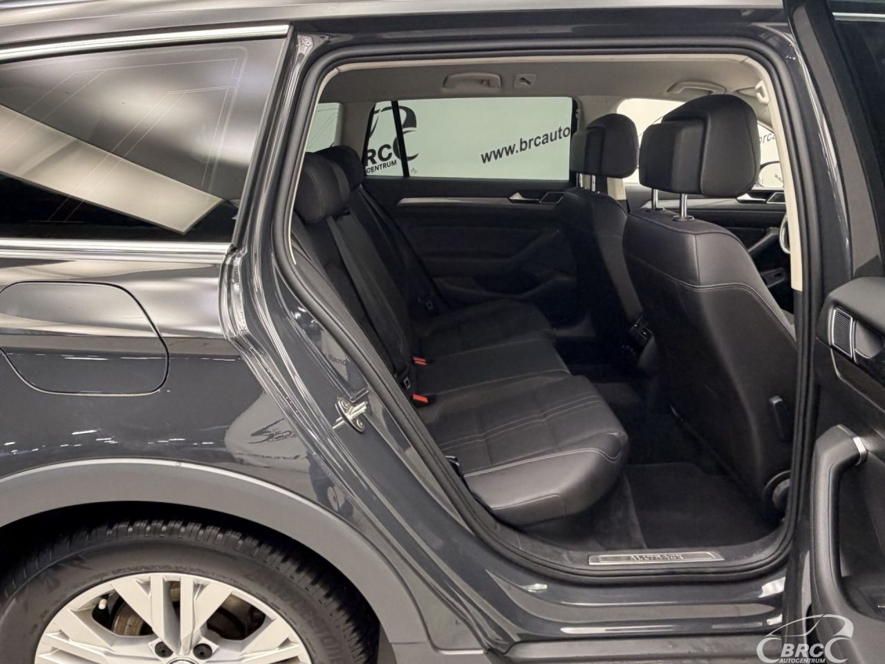 Volkswagen Passat | 9