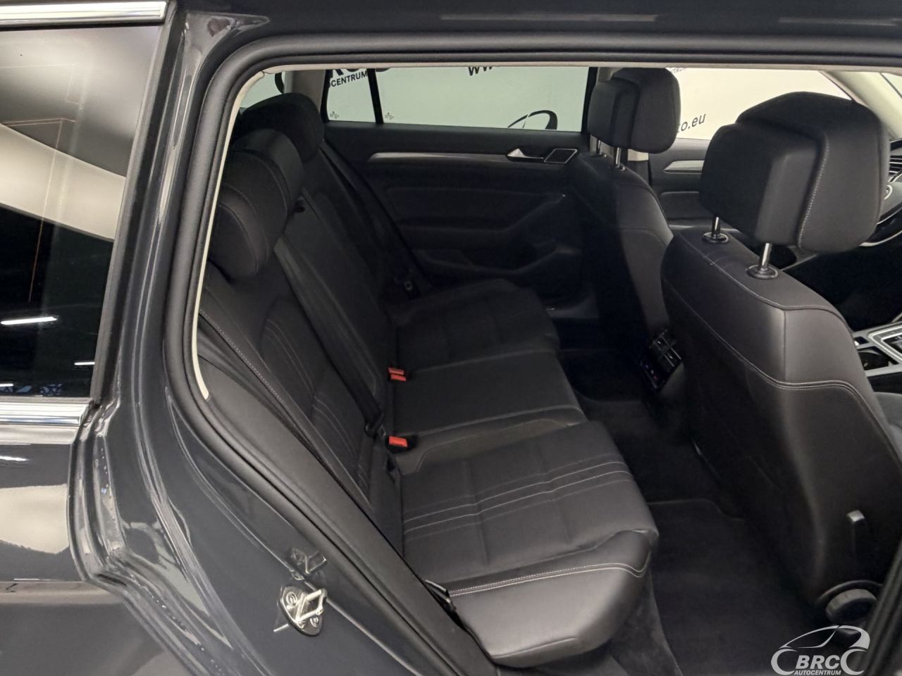 Volkswagen Passat | 10