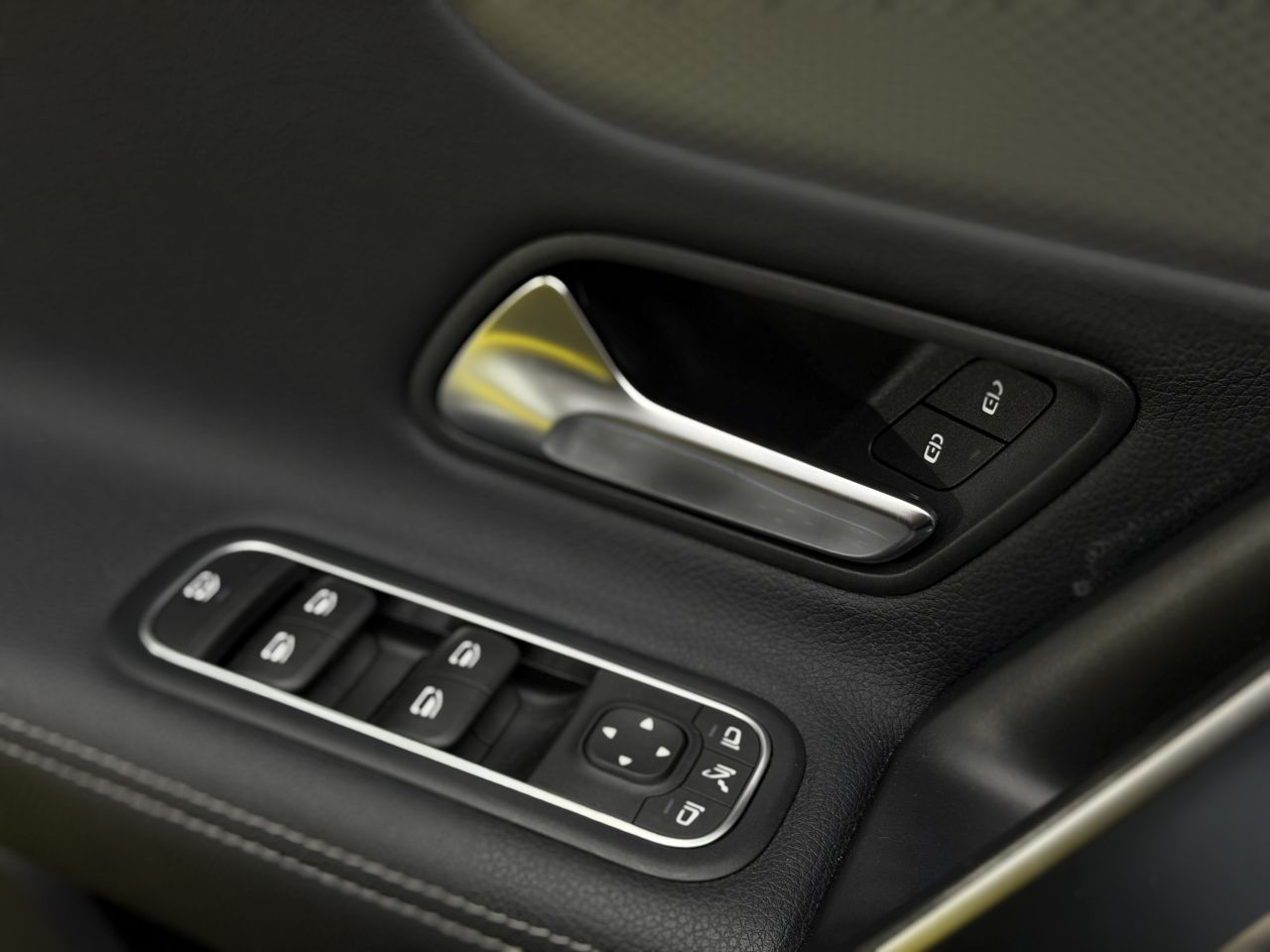Mercedes-Benz CLA180 | 19