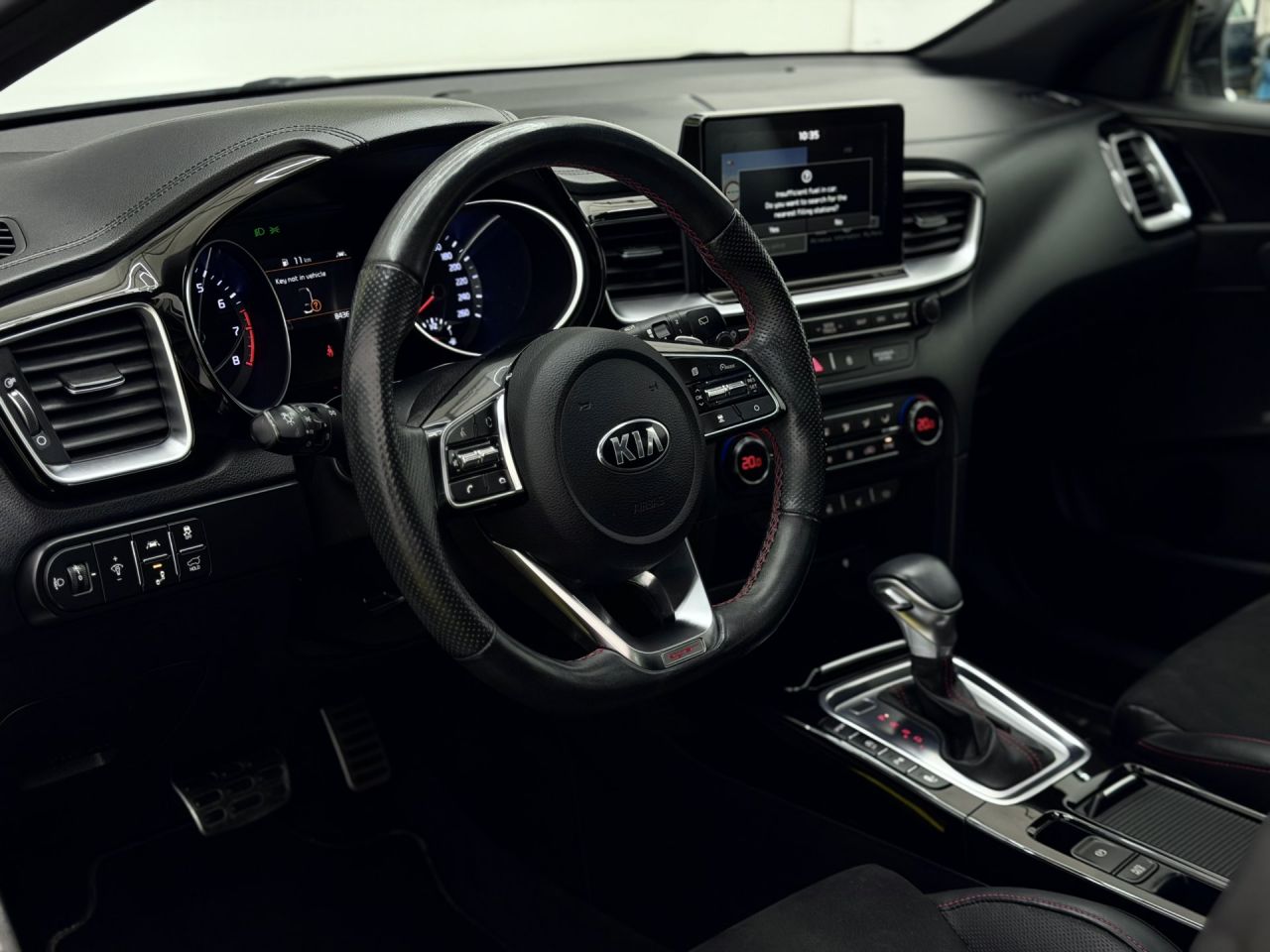 Kia Pro Cee'd | 8