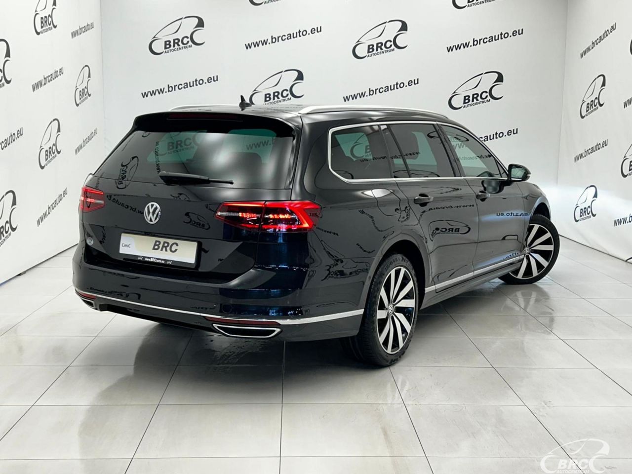 Volkswagen Passat | 1
