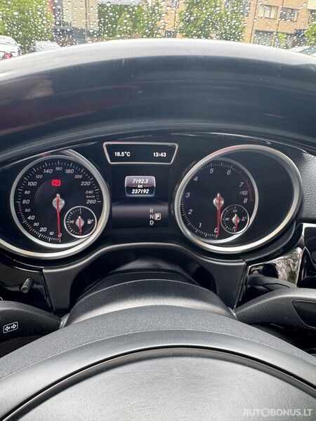 Mercedes-Benz ML350 | 14