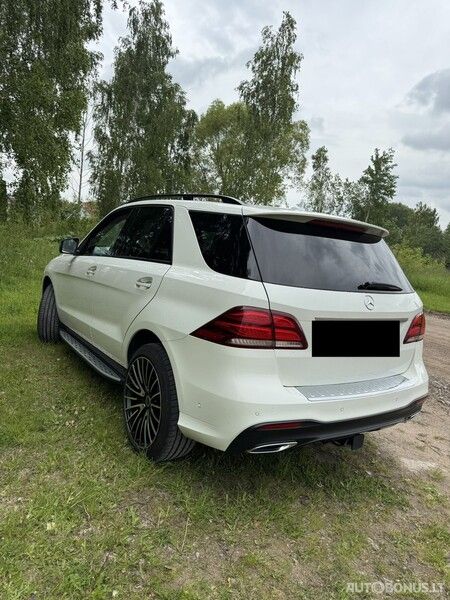 Mercedes-Benz ML350 | 17