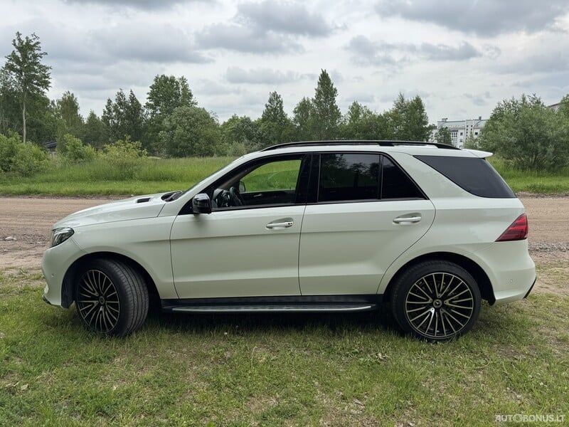 Mercedes-Benz ML350 | 2