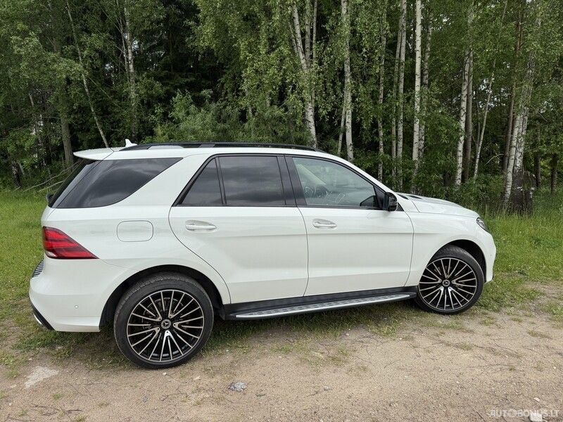 Mercedes-Benz ML350 | 5