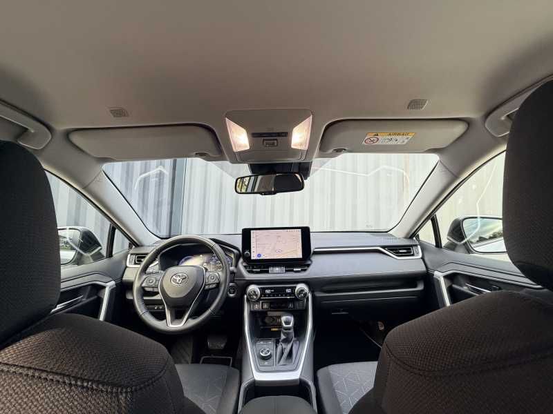 Toyota RAV4 | 6