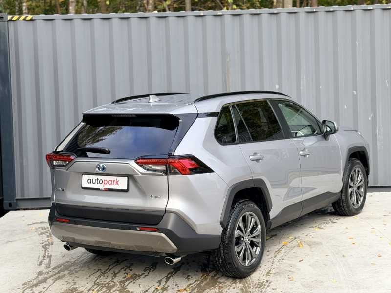 Toyota RAV4 | 2