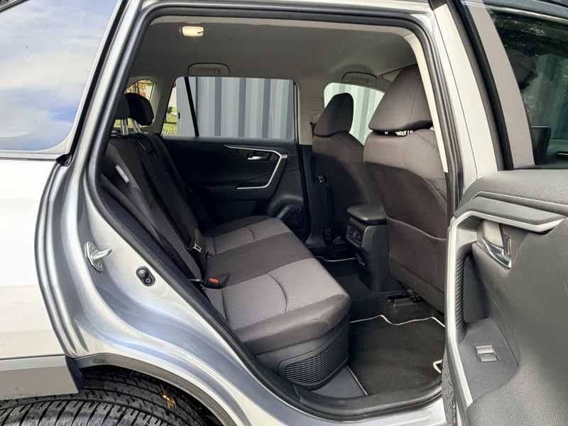 Toyota RAV4 | 4