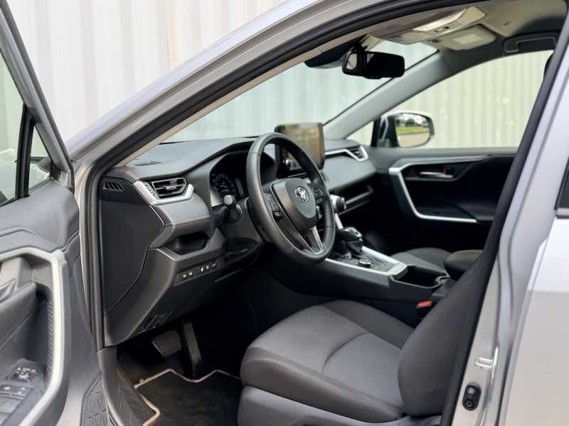 Toyota RAV4 | 10