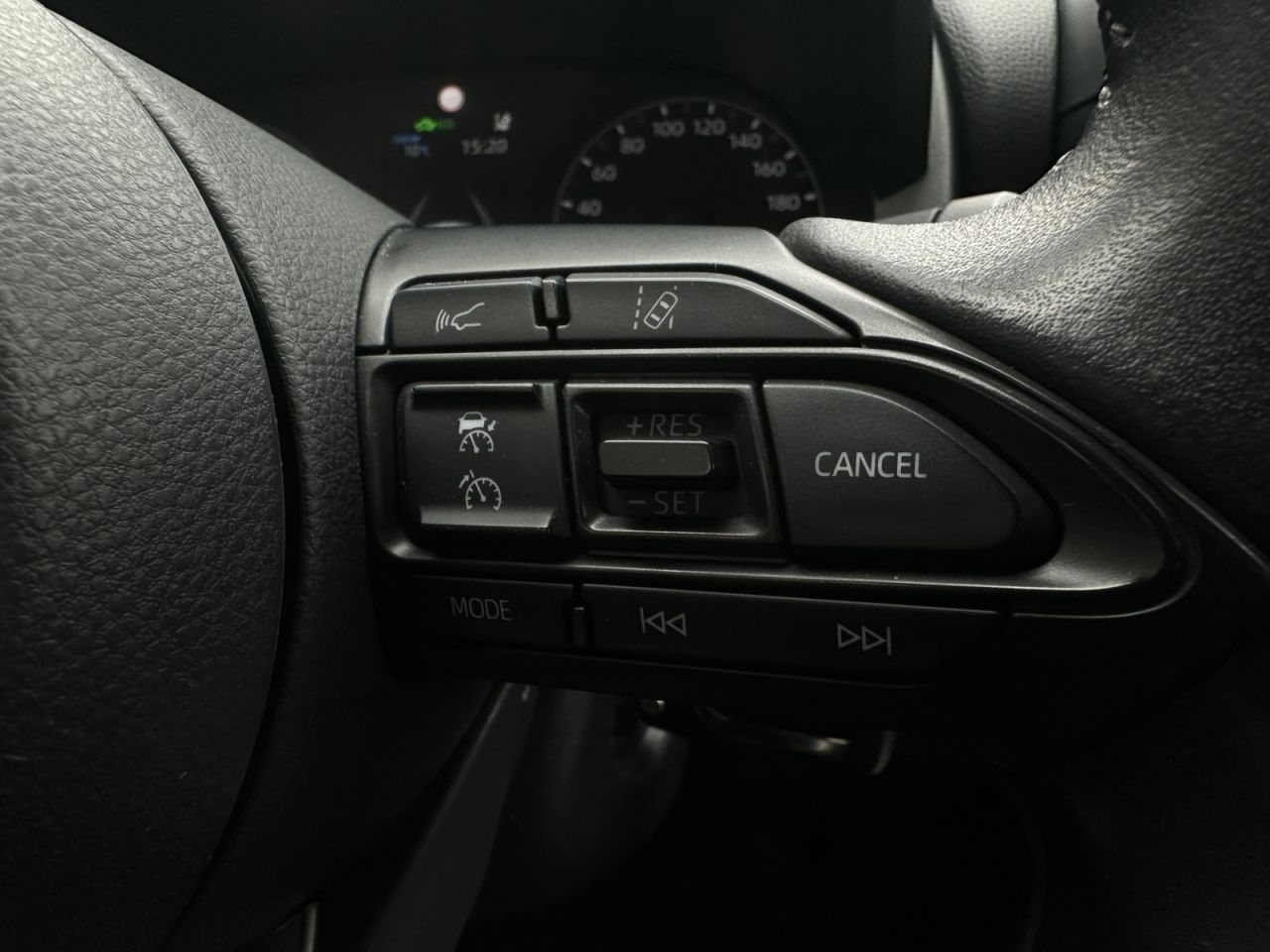 Toyota Yaris | 14