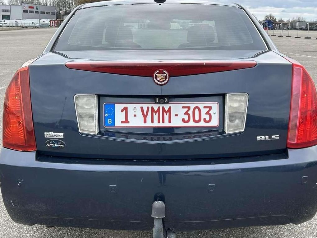 Cadillac BLS | 11