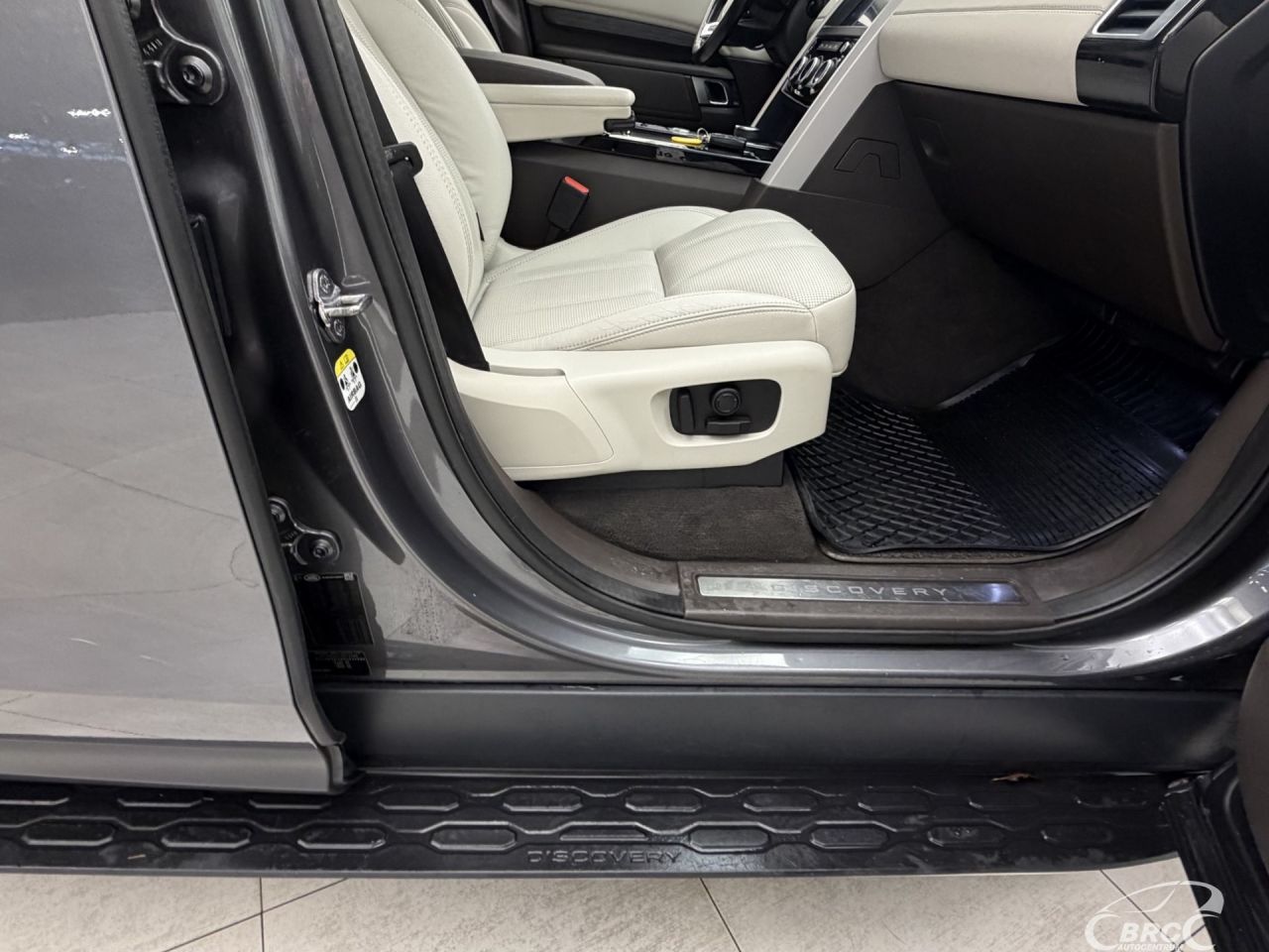 Land Rover Discovery | 5