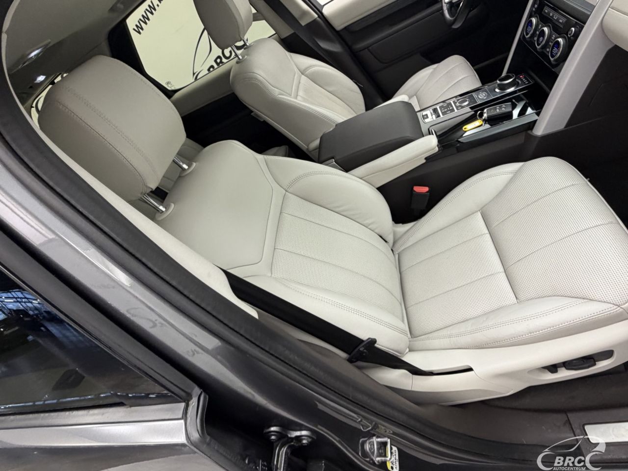 Land Rover Discovery | 4