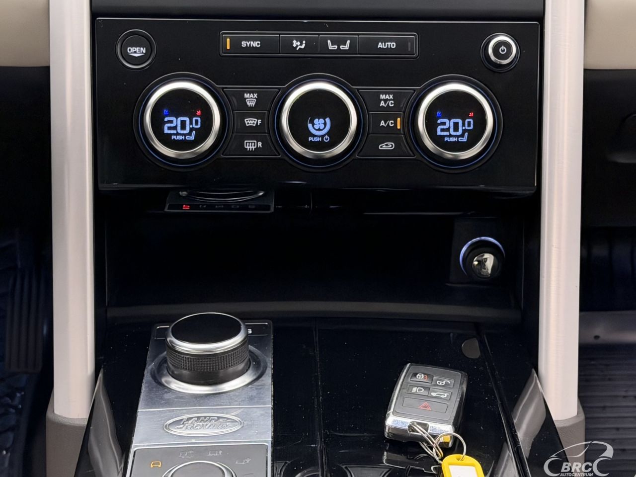 Land Rover Discovery | 18